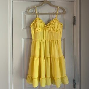 Beautiful Yellow Dillard’s Dress Size 8